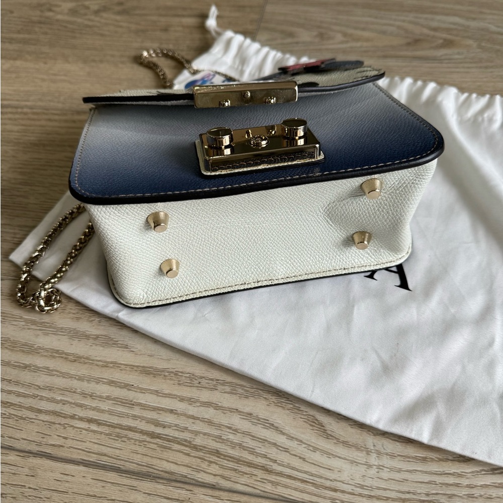 NWT Furla x Sanrio Hello Kitty Metropolis Mini Crossbody Pearl White Blue - Picture 3 of 7